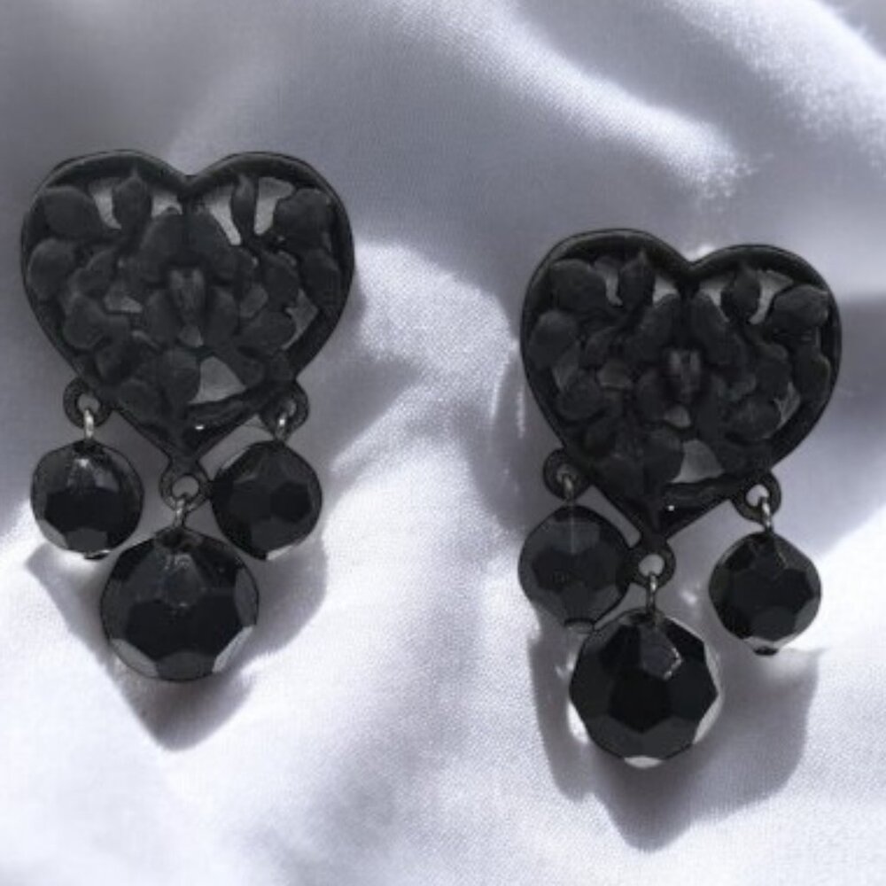 Vintage Retro Beaded Floral Heart Post Earrings Black Dangle Floral